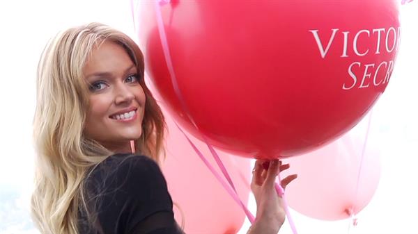 Lindsay Ellingson