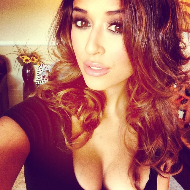 Tianna Gregory taking a selfie