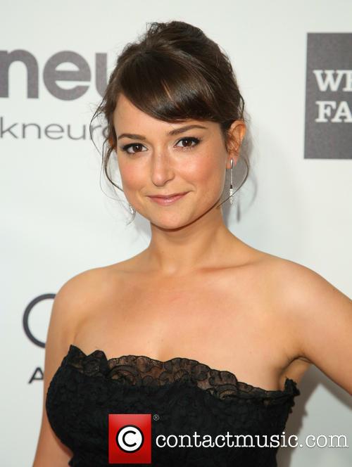Milana Vayntrub