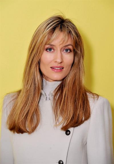 Natascha Mcelhone