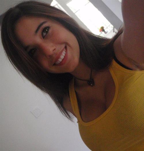 Angie Varona taking a selfie