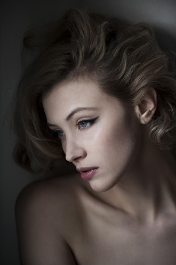 Sarah Gadon