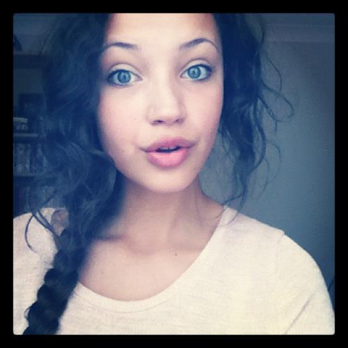 Candice Blackburn taking a selfie