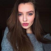 Polina Litvinova taking a selfie