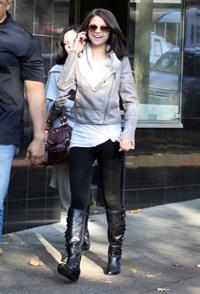 Selena Gomez gets her hair done at Blo in Vancouver on October 14, 2011