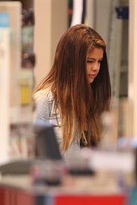 Selena Gomez goes shopping around Bondi Beach in Sydney on July 17, 2012 