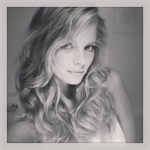 Marloes Horst taking a selfie