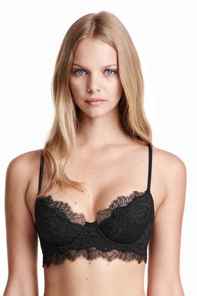 Marloes Horst in lingerie