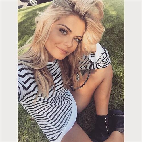 Alina Boyko taking a selfie