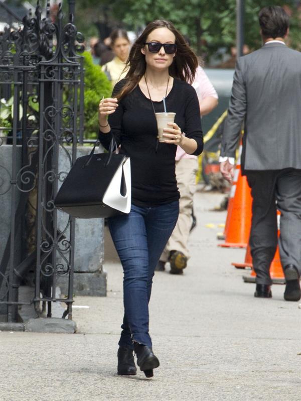 Olivia Wilde steps out with an iced coffee in NYC, June 10, 2014