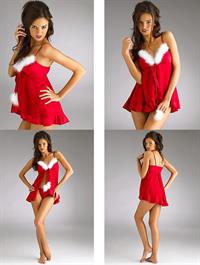 Jennifer Lamiraqui in lingerie