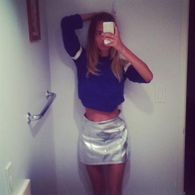 Lily Ermak taking a selfie