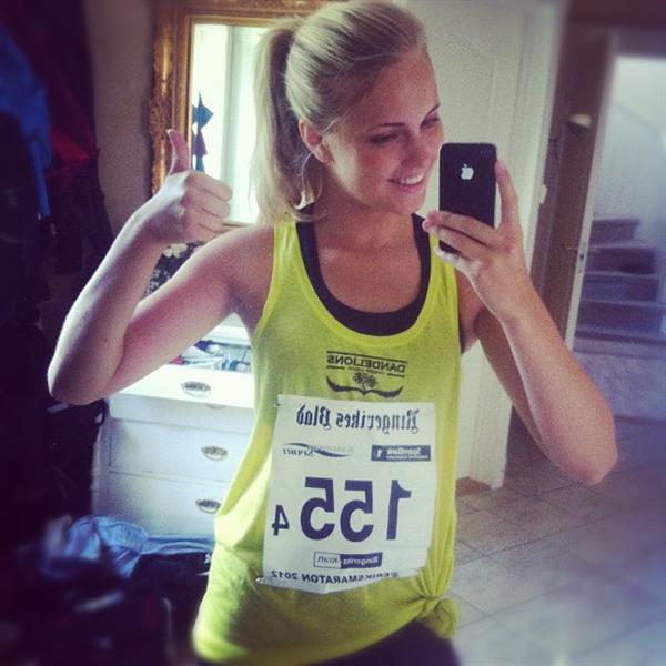 Emilie Voe Nereng taking a selfie