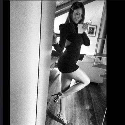 Nicole Minetti taking a selfie