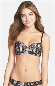 Daniela Lopez in lingerie