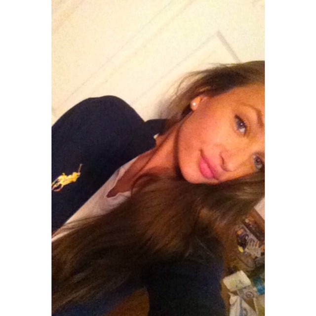 Ariane Fournier taking a selfie