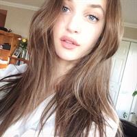 Ariane Fournier taking a selfie