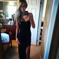 Mackenzie White taking a selfie