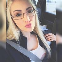 Anna Faith Carlson taking a selfie