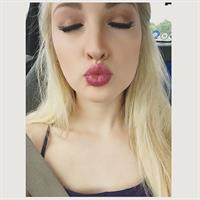 Anna Faith Carlson taking a selfie