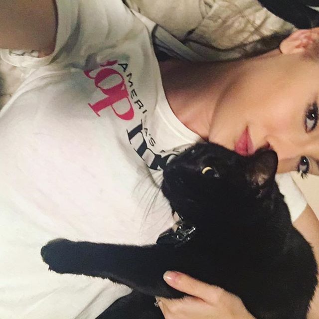 Anna Faith Carlson taking a selfie