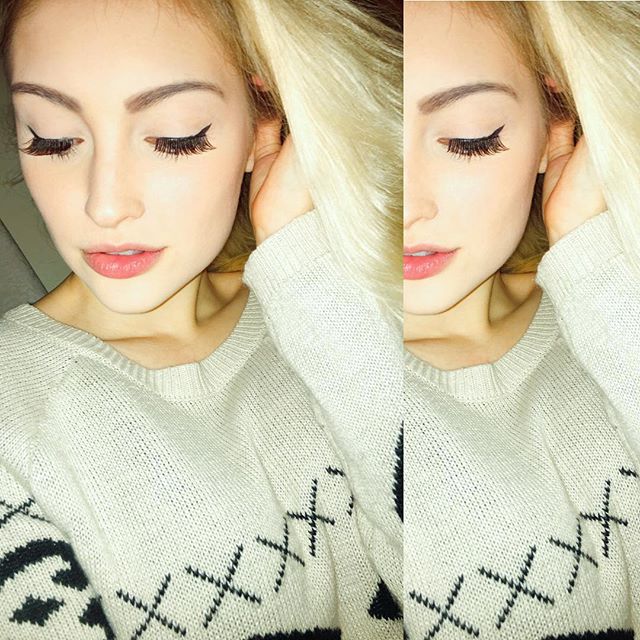 Anna Faith Carlson taking a selfie