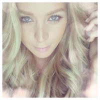 Sheridyn Fisher taking a selfie