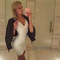 Kimberley Mens taking a selfie