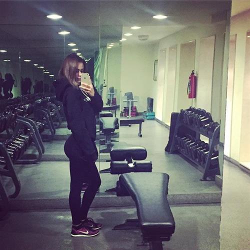 Yanet Garcia taking a selfie