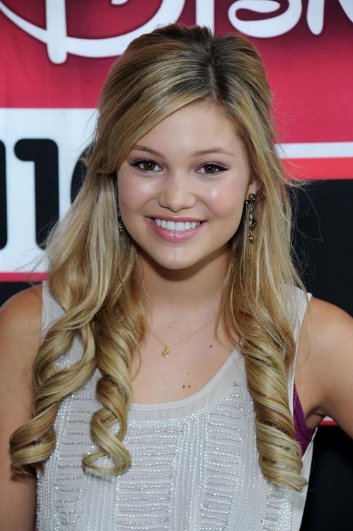 Olivia Holt