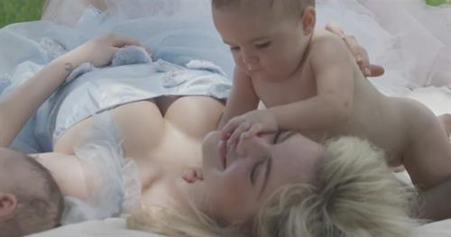 Kate Upton in lingerie