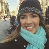 Mercedes Terrell taking a selfie