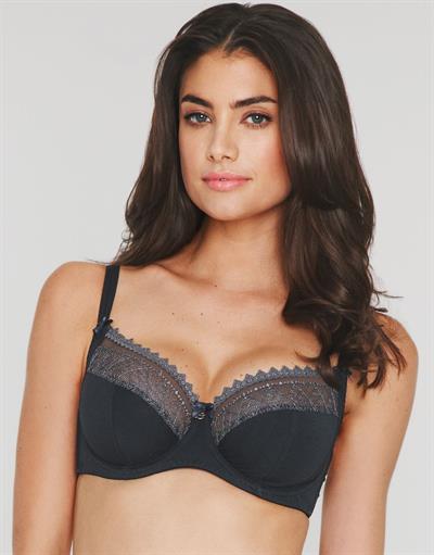 Lauren Mellor in lingerie