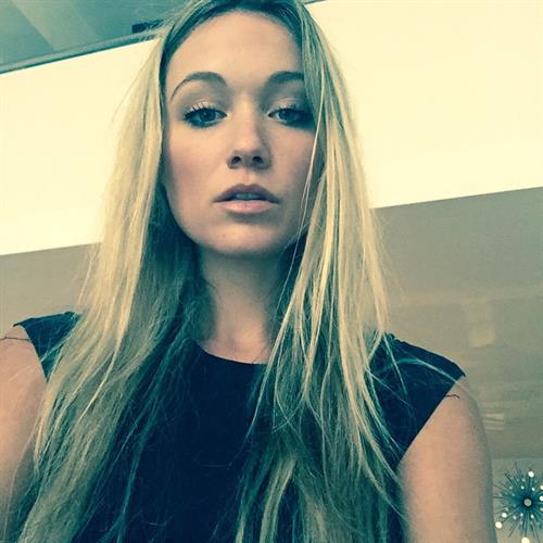 Katrina Bowden taking a selfie