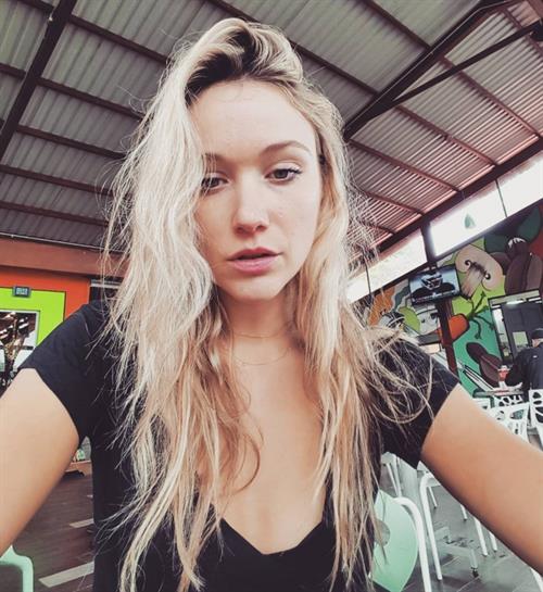 Katrina Bowden taking a selfie