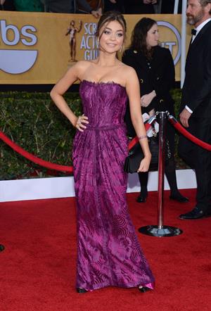 Sarah Hyland at the Screen Actors Guild Awards wearing a purple dress