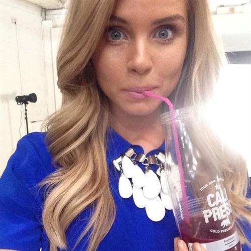 Tegan Martin taking a selfie