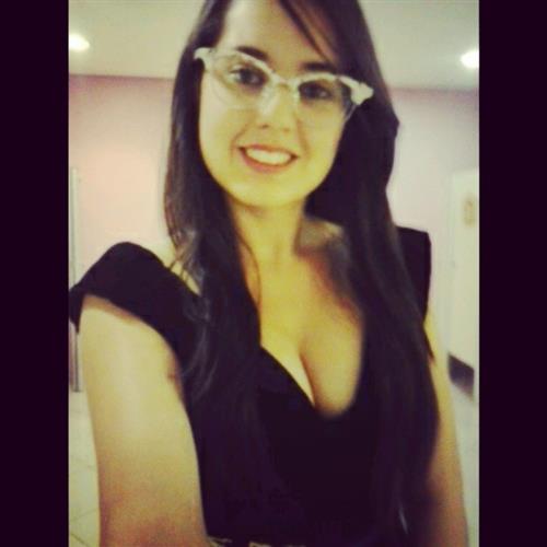 Veronica Rangel taking a selfie