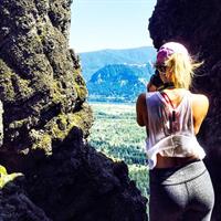 Sara Jean Underwood - ass