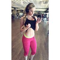 Courtney Tailor taking a selfie