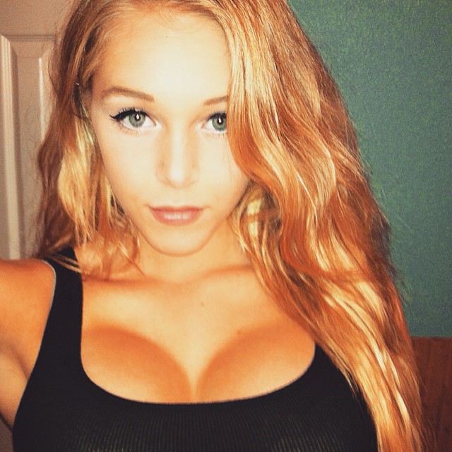 Courtney Tailor taking a selfie