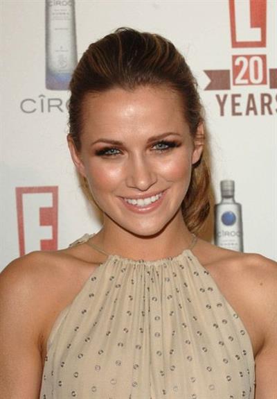 Shantel VanSanten