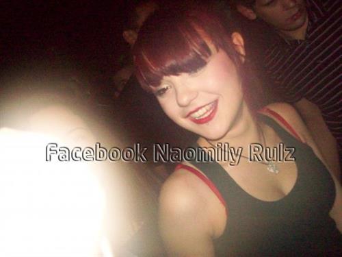 Kathryn Prescott taking a selfie