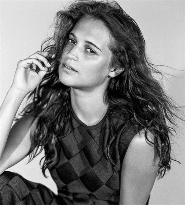 Alicia Vikander