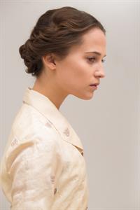 Alicia Vikander
