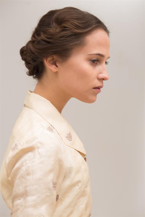 Alicia Vikander