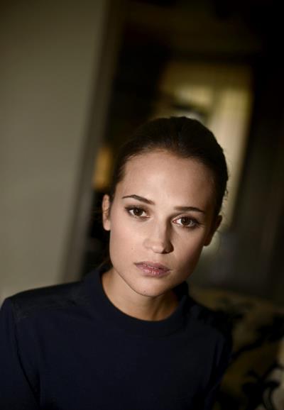 Alicia Vikander