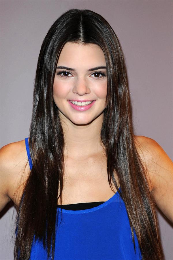 Kendall Jenner U ULTA Beauty Stores Donate With A Kiss event in LA 10/12/12 