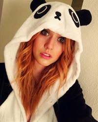 Katherine McNamara taking a selfie