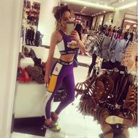 Chloe Rose Lattanzi taking a selfie